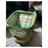 Scotts Hand spreader