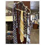 Misc lot of vintage mens Ties