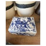 Glazed keepsake box w/lid