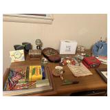 MIsc household decor lot