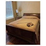 Queen size bed-clean, includes bedding