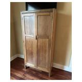 Oak double-door Wardroobe-English