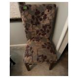 Cloth chair