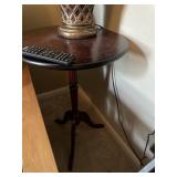 Lamp table