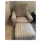 Cloth chair w/ottoman