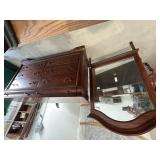 Dresser w/mirror