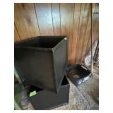 Misc containers lot