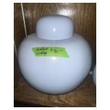 Hyalyn Ginger jar