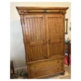 Beautiful Oak cabinet-double door