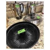 Misc stainless steel kitchen items