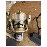 Enticer reel w/unknown rod