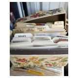 Vintage recipe box w/hand written recipes