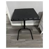 Portable tray table
