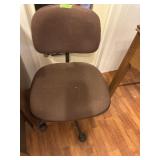 Rolling office chair