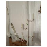 Spring loaded floor lamp