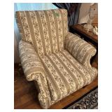 Cloth arm chair-nice