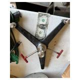 Singlair Universal piston ring squaring tool