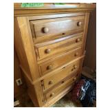 Wooden chest of drawers