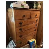Wooden chest of drawers
