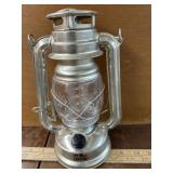 Battery lantern