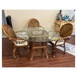 Glasstop Rotan table w/3 chairs
