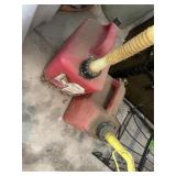 Pair of fuel cannisters