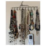 Misc lot of ladies jewelry
