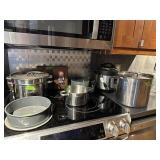 Misc kitchen contents lot