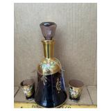 Hand painted Decanotr with 2 glasses
