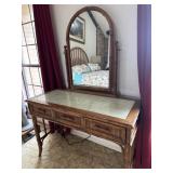 Rotan and wicker table w/mirror