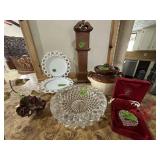 Misc collectible glassware lot