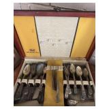 Misc Silverware w/wooden case