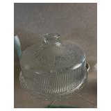 Glass cake stand