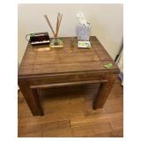 Wodoen lamp table