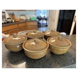 Glazed dishes w/lids