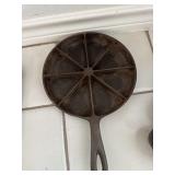 Cast iron cornbread skillet
