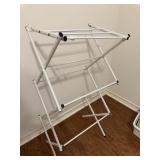 Clothes drying rack