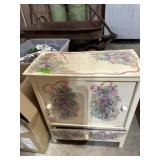 Jewelry cabinet