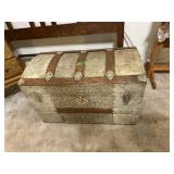 Antique humpback trunk
