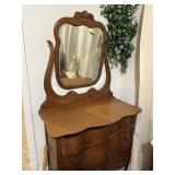 Antique American oak dresser w/mirror