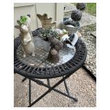Outdoor table w/decor