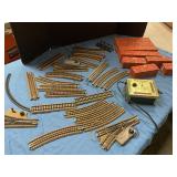 Trainpack transformer, tracks ,empty car boxes