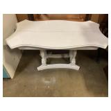 White coffee style table 35ï¿½x20ï¿½x17ï¿½ tall