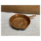 Cast iron 8ï¿½ skillet