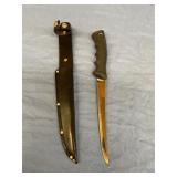 Knife with belt case