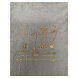 Necklaces & bracelets