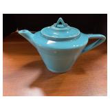 Porcelain tea pot