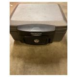 Sentry portable safe has key
