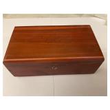 Wood jewelry box