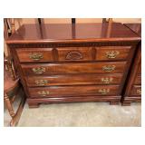 Lea mahogany three drawer dresser 40ï¿½x18ï¿½x31ï¿½